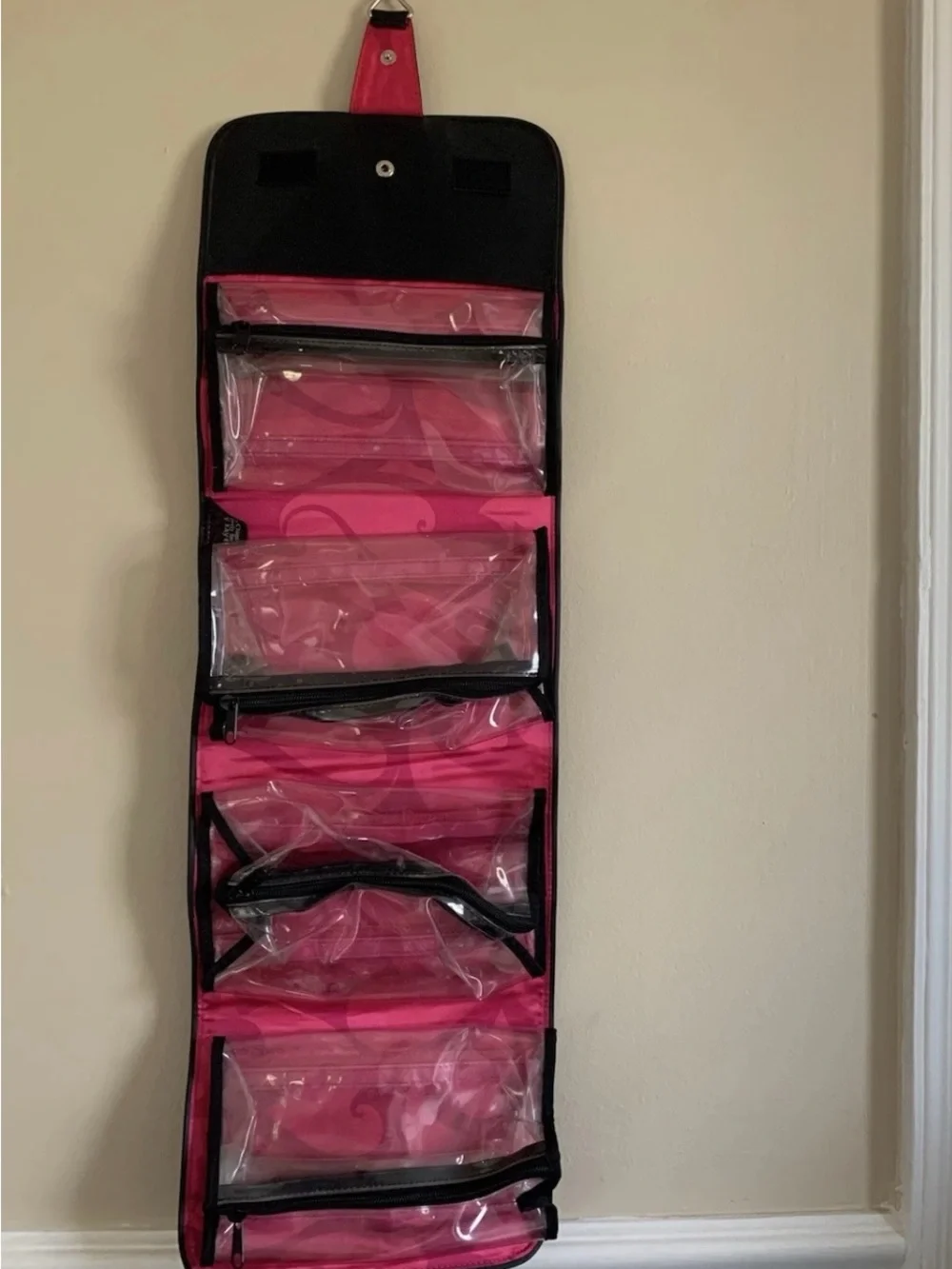 Vintage Mary Kay Hanging Makeup Travel Case Black Vinyl 4 Zip Pouches 30” x 9”